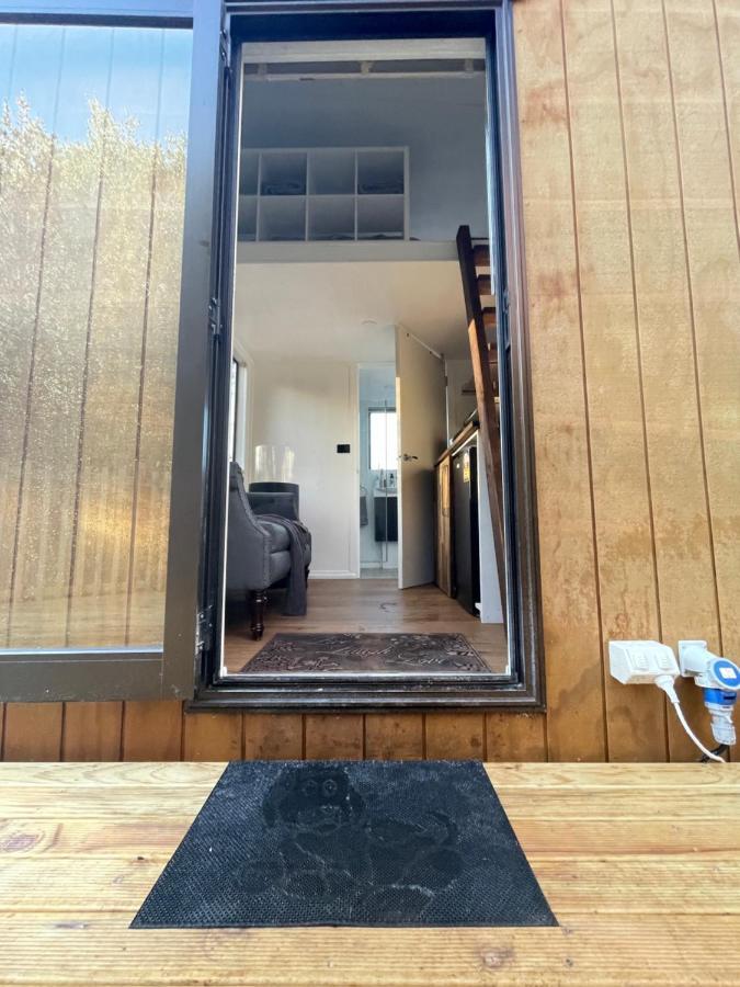 Tiny House In The Bush - A Minute From Town Centre Ruapehu Unique Stays Raetihi Luaran gambar